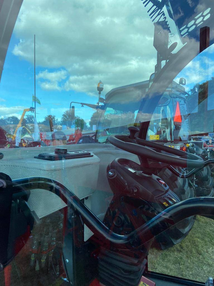 Fimaks articulated wheel loader with telescope FMLT50 - Valet de ferme: photos 3 Fimaks articulated wheel loader with telescope FMLT50 - Valet de ferme: photos 3