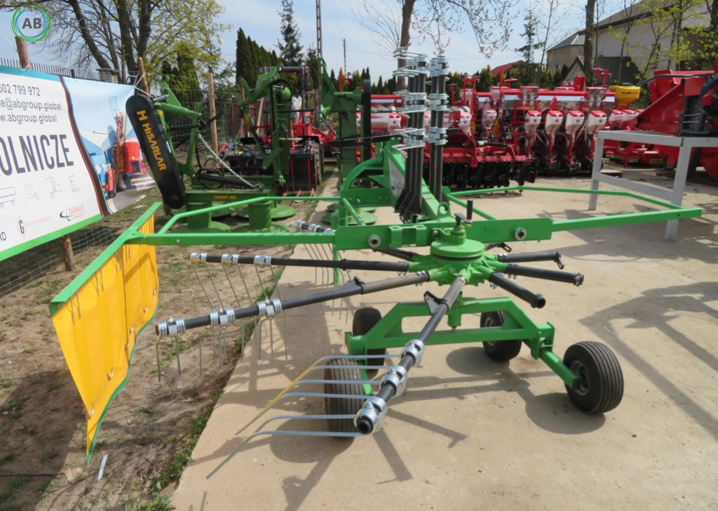 Inter-Tech rotary rake ZKT350 - 3,5m - Faneuse: photos 2 Inter-Tech rotary rake ZKT350 - 3,5m - Faneuse: photos 2