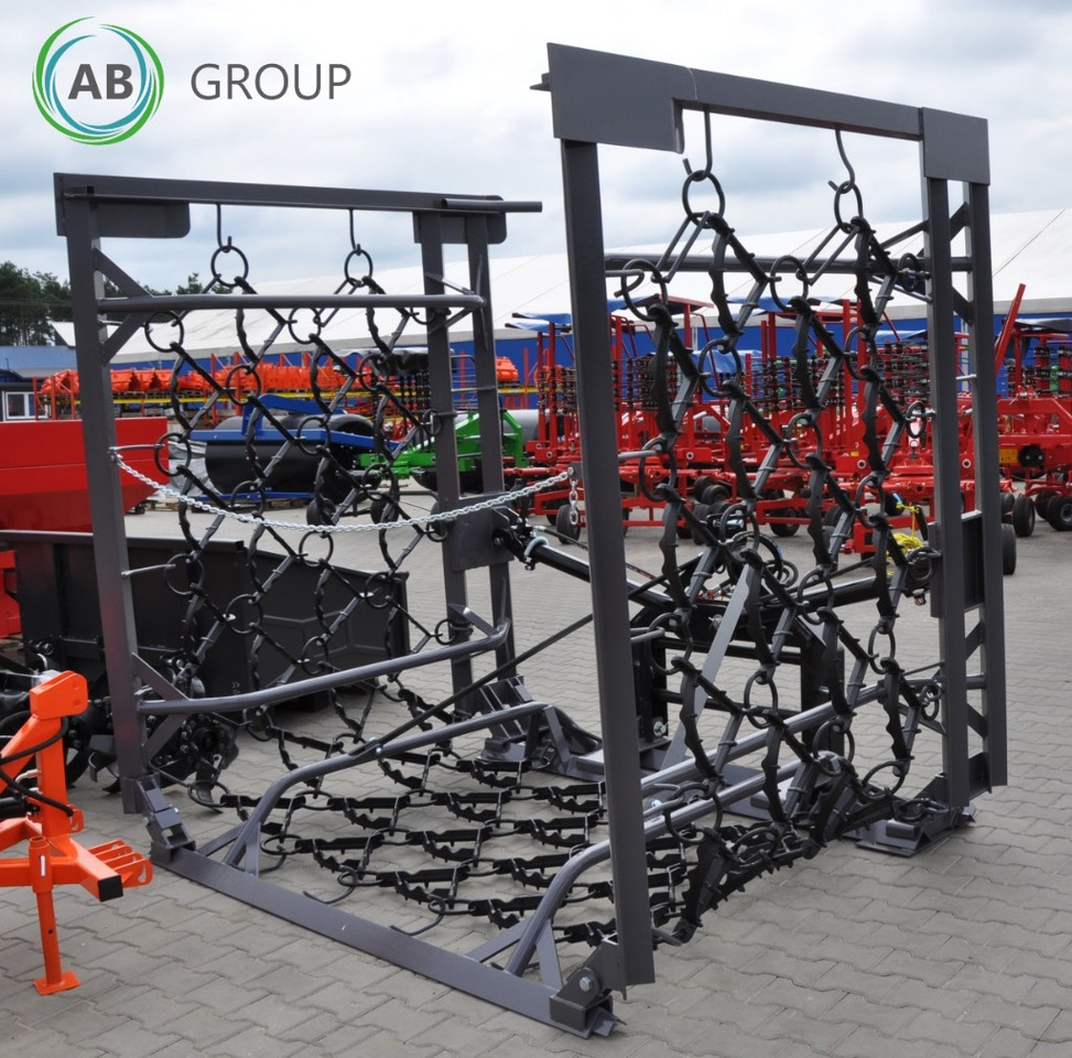 Metal-Technik heavy field drag 8 m - Herse à chaîne: photos 1 Metal-Technik heavy field drag 8 m - Herse à chaîne: photos 1