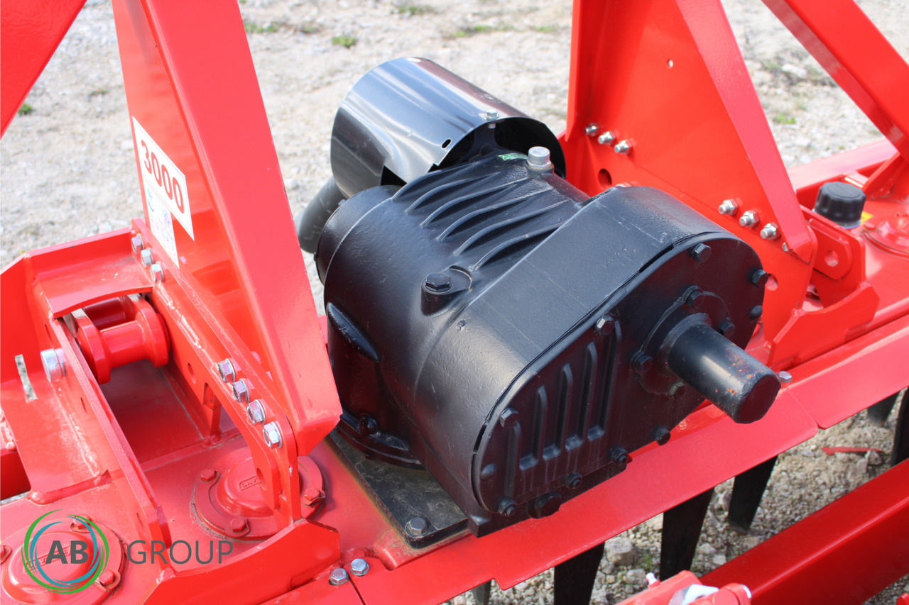 Toscano DFAT02 HD 3m active harrow - demo version - Herse rotative: photos 5 Toscano DFAT02 HD 3m active harrow - demo version - Herse rotative: photos 5