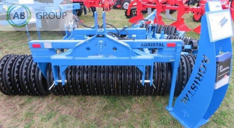 Wał przedni/tylni TUZ 3 m WP - Rouleau agricole: photos 2 Wał przedni/tylni TUZ 3 m WP - Rouleau agricole: photos 2