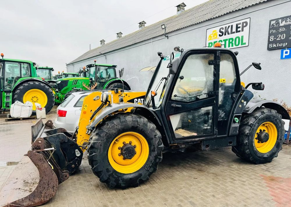 Caterpillar TH 336 - Chariot télescopique: photos 2 Caterpillar TH 336 - Chariot télescopique: photos 2