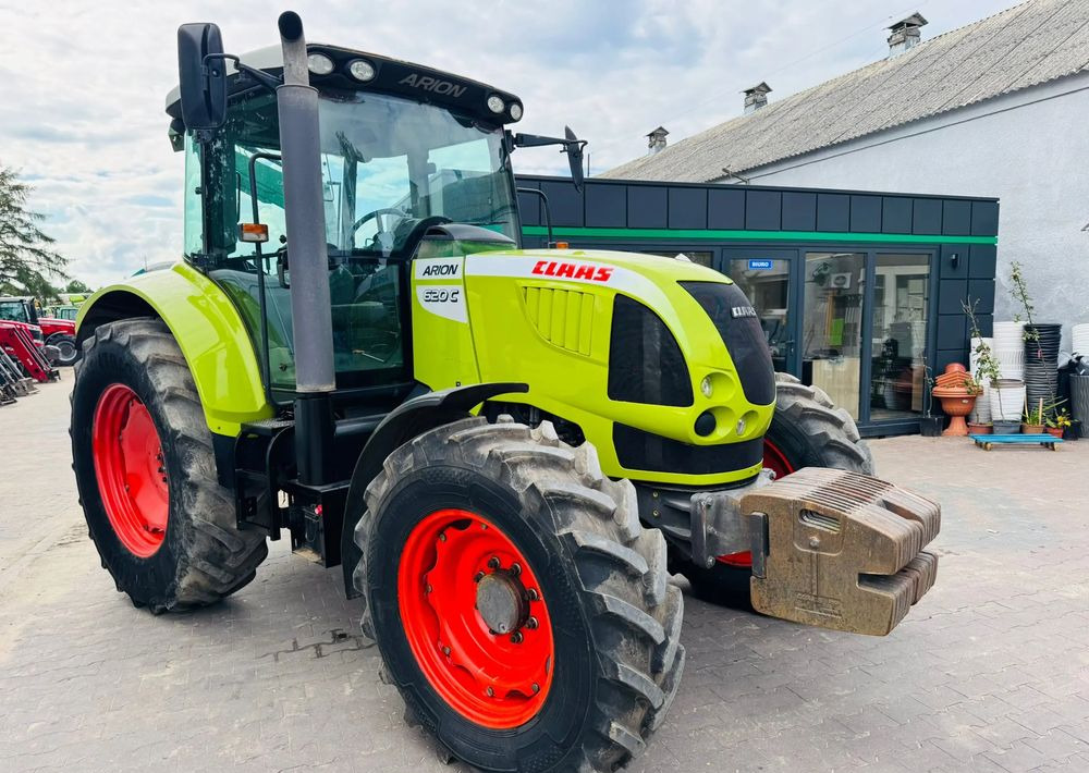 Claas Arion 620C - Tracteur agricole: photos 1 Claas Arion 620C - Tracteur agricole: photos 1