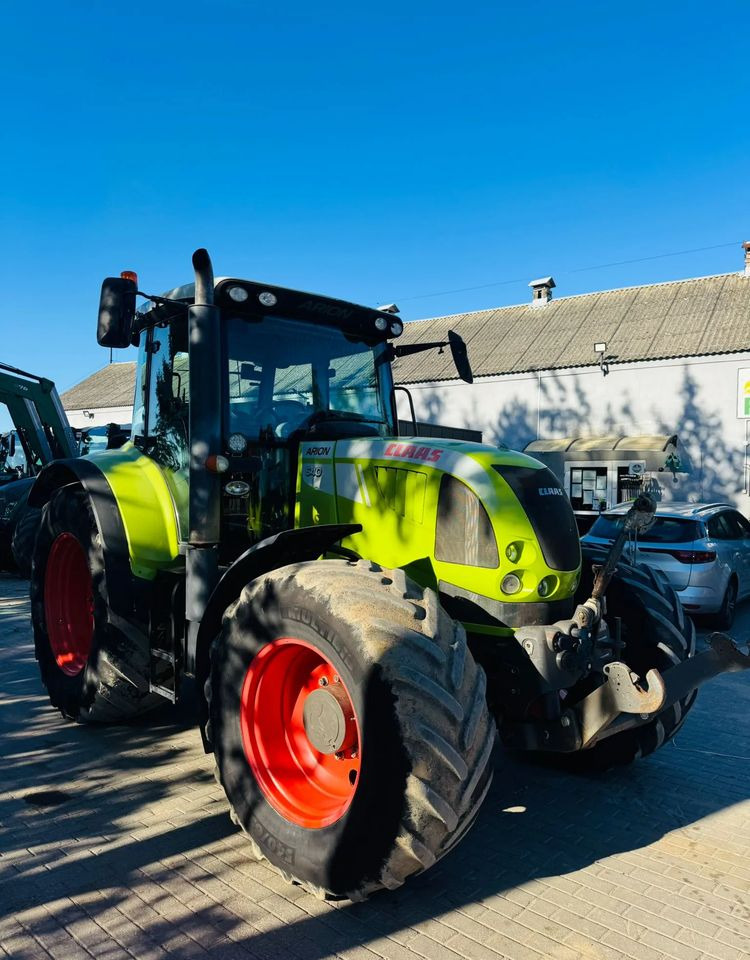 Claas Arion 640 CEBIS - Tracteur agricole: photos 4 Claas Arion 640 CEBIS - Tracteur agricole: photos 4