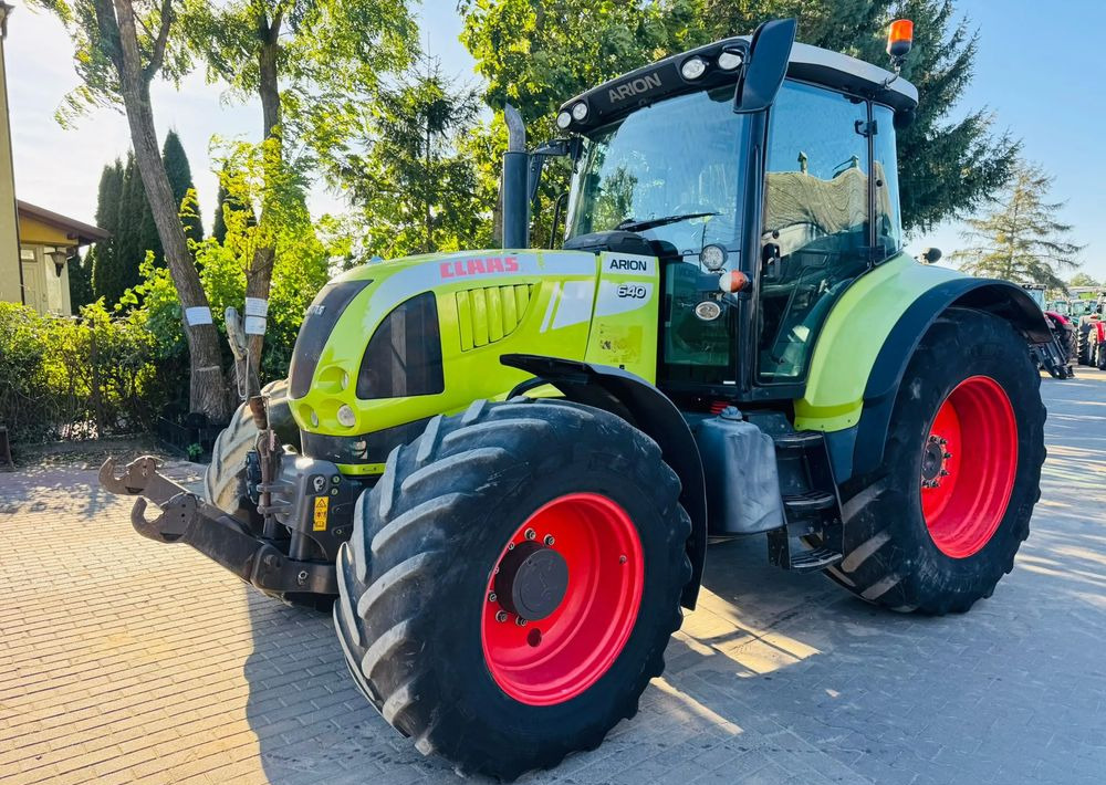 Claas Arion 640 CEBIS - Tracteur agricole: photos 1 Claas Arion 640 CEBIS - Tracteur agricole: photos 1