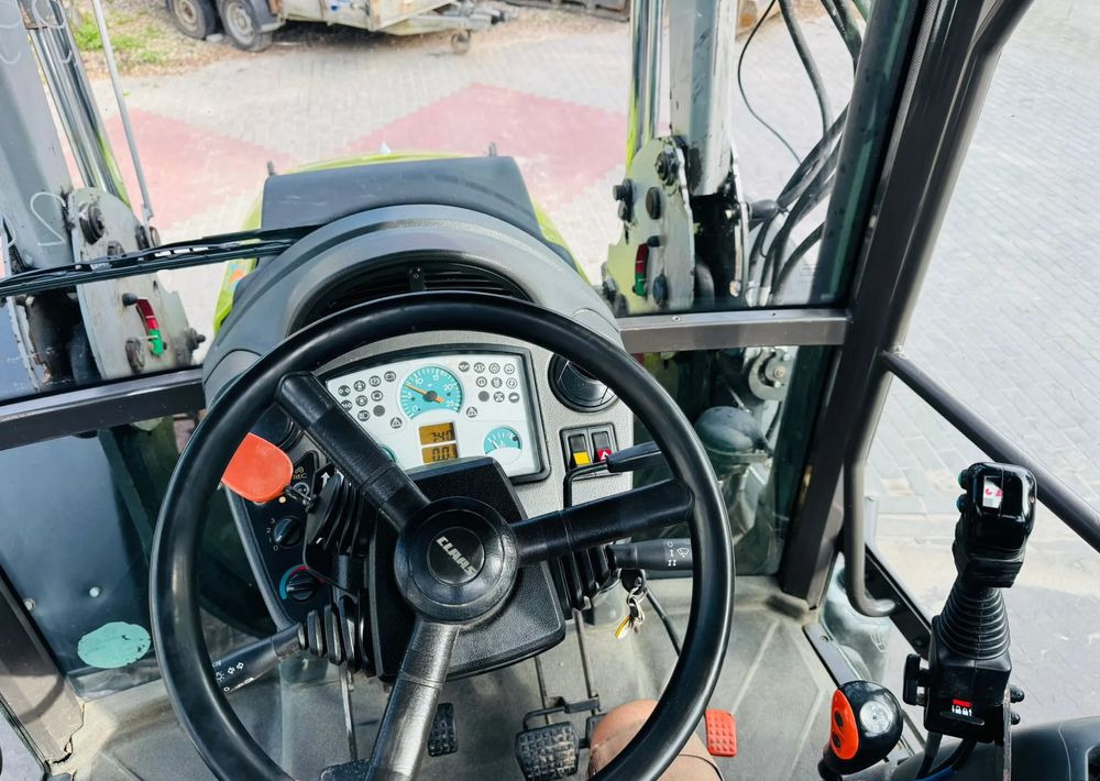 Tracteur agricole Claas Celtis 446 RX: photos 13 Tracteur agricole Claas Celtis 446 RX: photos 13