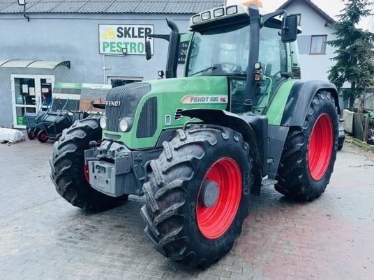 Fendt 820 VARIO TMS - Tracteur agricole: photos 2 Fendt 820 VARIO TMS - Tracteur agricole: photos 2