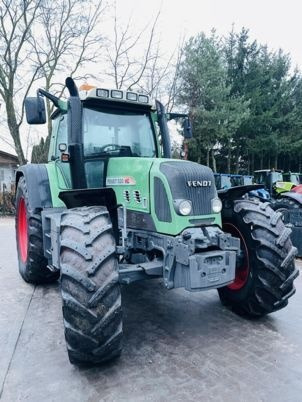 Fendt 820 VARIO TMS - Tracteur agricole: photos 4 Fendt 820 VARIO TMS - Tracteur agricole: photos 4