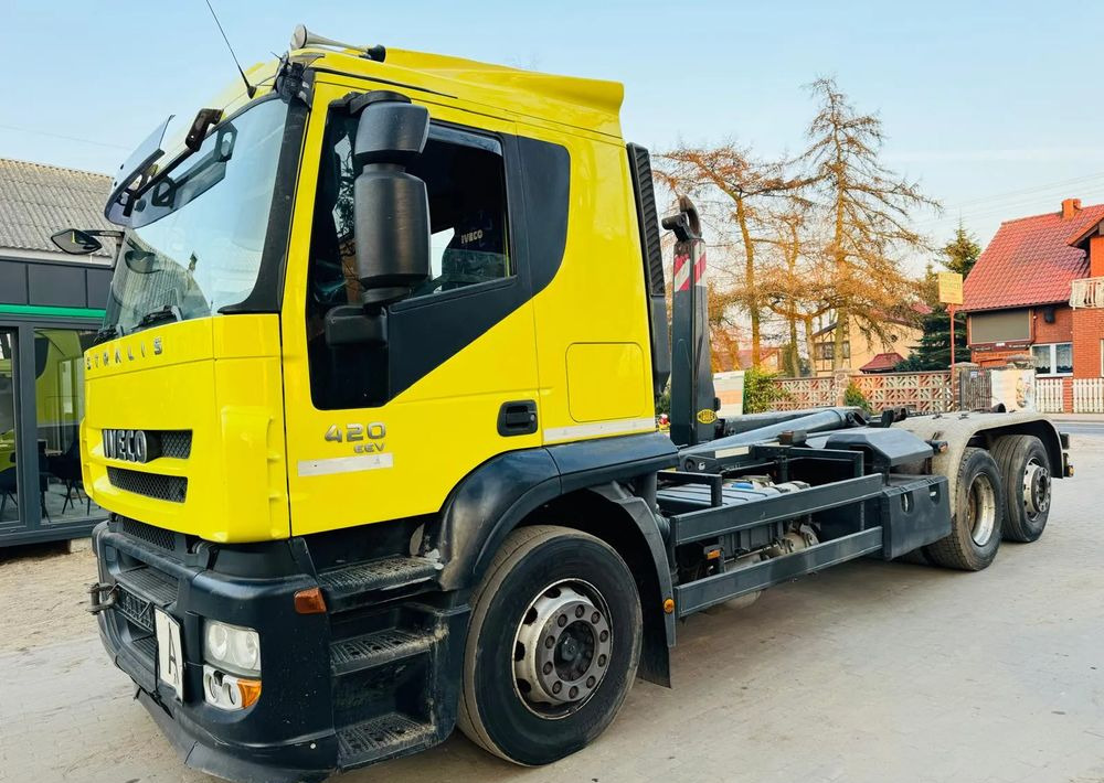Iveco STRALIS - Camion ampliroll: photos 1 Iveco STRALIS - Camion ampliroll: photos 1