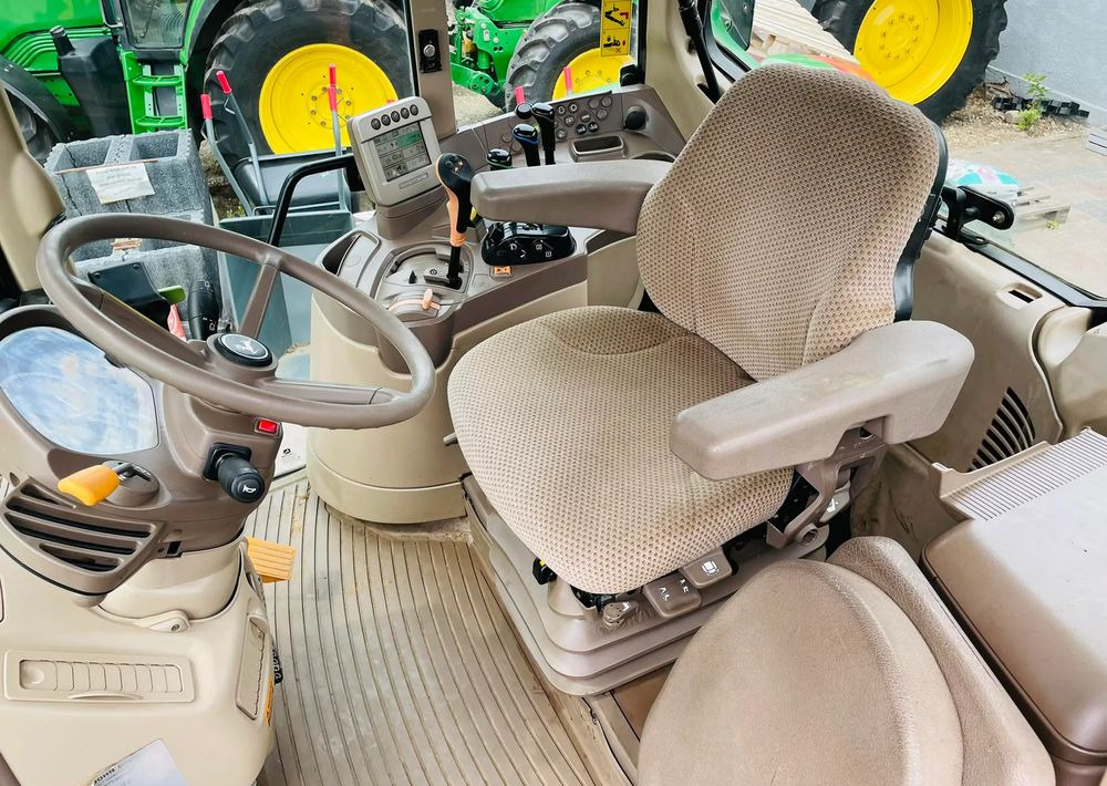 Tracteur agricole John Deere 7530 PREMIUM: photos 10