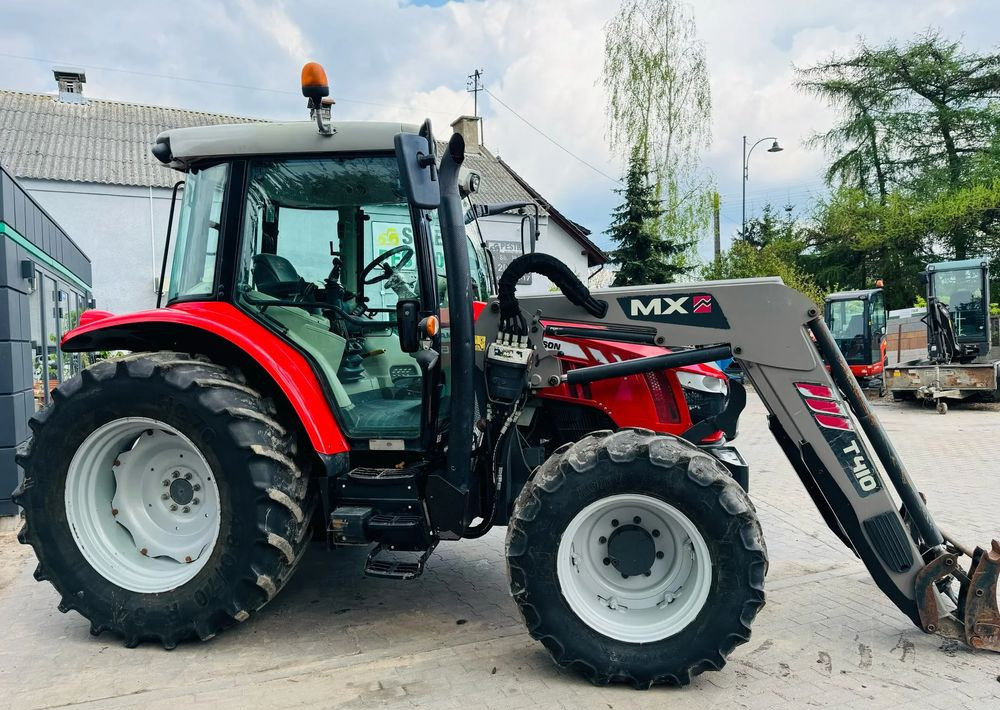 Massey Ferguson 5608 Dyna 4 - Tracteur agricole: photos 3 Massey Ferguson 5608 Dyna 4 - Tracteur agricole: photos 3