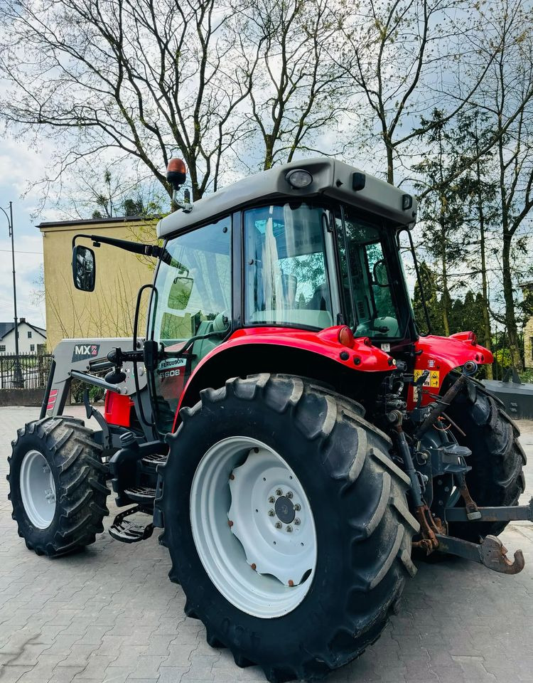 Massey Ferguson 5608 Dyna 4 - Tracteur agricole: photos 4 Massey Ferguson 5608 Dyna 4 - Tracteur agricole: photos 4