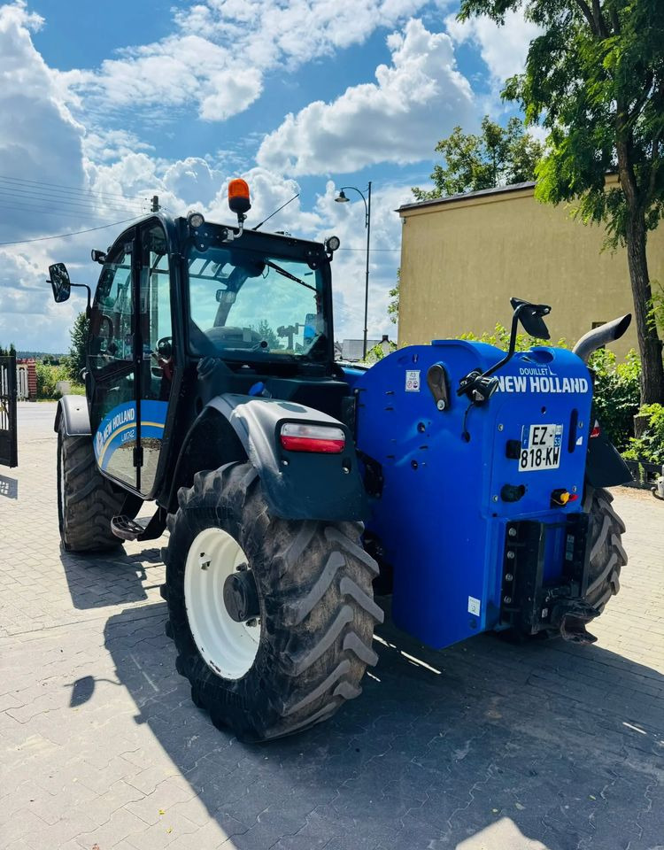 New Holland L7.42 - Chariot télescopique: photos 2 New Holland L7.42 - Chariot télescopique: photos 2