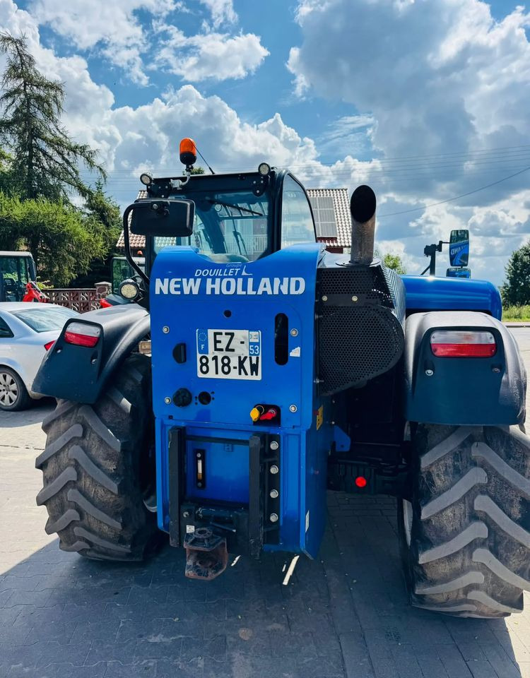 New Holland L7.42 - Chariot télescopique: photos 4 New Holland L7.42 - Chariot télescopique: photos 4