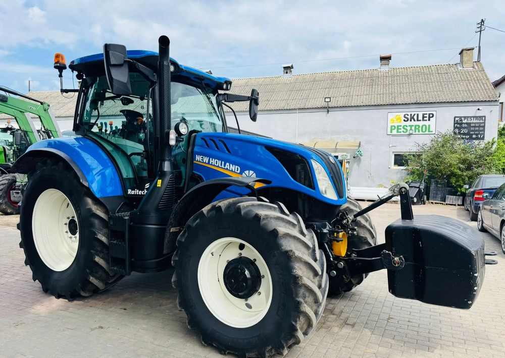 New Holland T6.155 - Tracteur agricole: photos 3 New Holland T6.155 - Tracteur agricole: photos 3