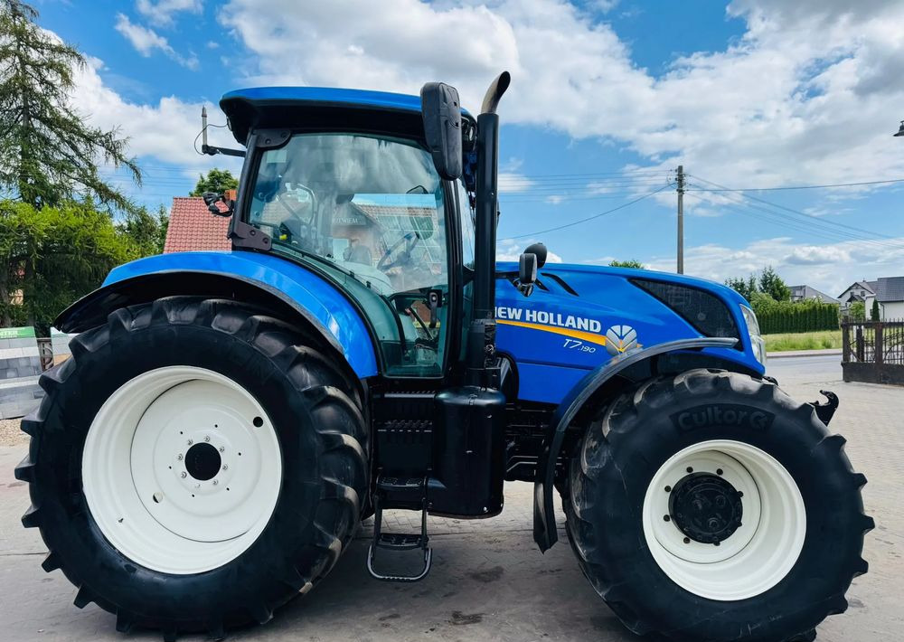 New Holland T7.190 - Tracteur agricole: photos 3 New Holland T7.190 - Tracteur agricole: photos 3