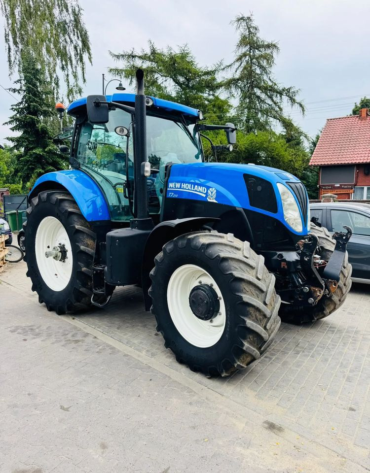 New Holland T7.210 - Tracteur agricole: photos 4 New Holland T7.210 - Tracteur agricole: photos 4