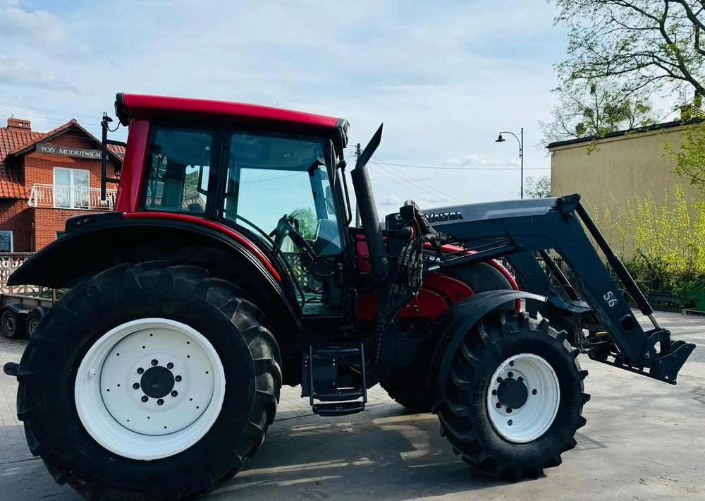 Valtra N101 - Tracteur agricole: photos 5 Valtra N101 - Tracteur agricole: photos 5