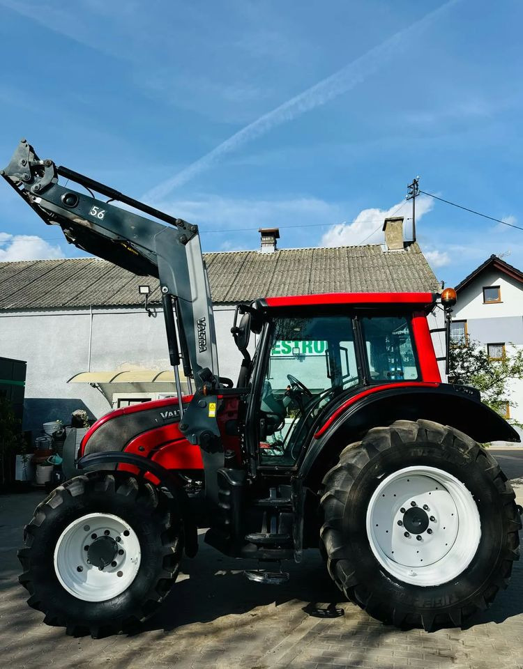 Valtra N101 - Tracteur agricole: photos 3 Valtra N101 - Tracteur agricole: photos 3