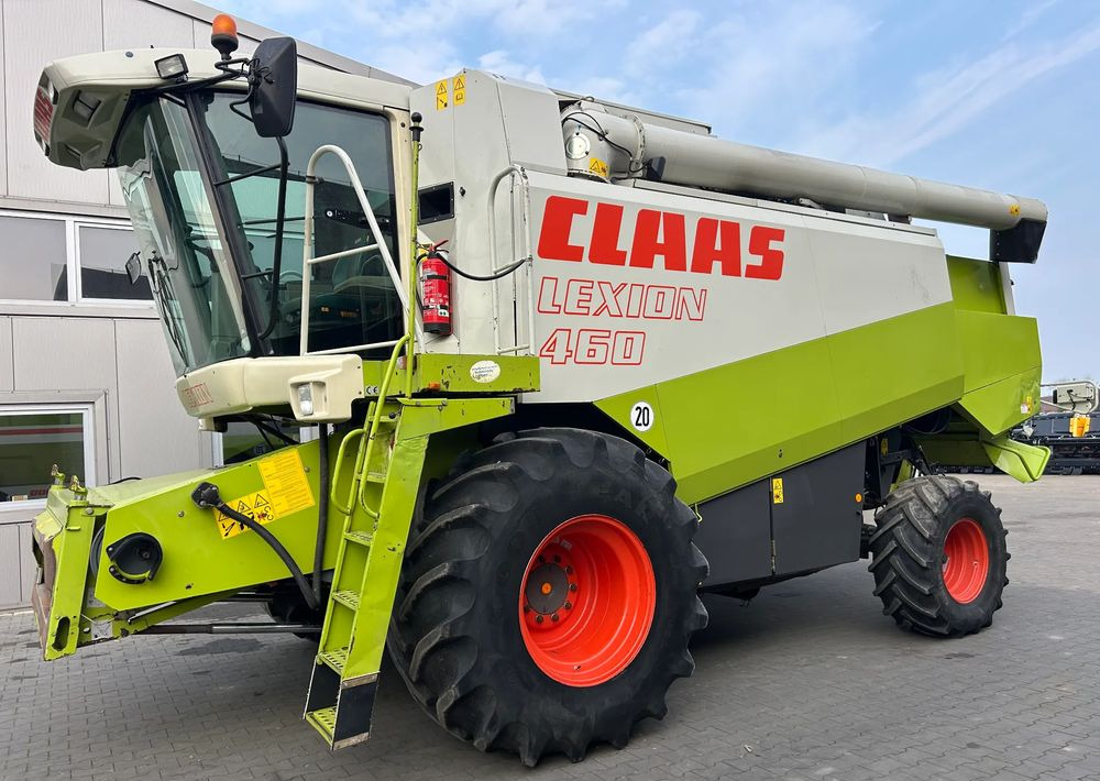Claas Lexion 460 - Moissonneuse-batteuse: photos 2 Claas Lexion 460 - Moissonneuse-batteuse: photos 2