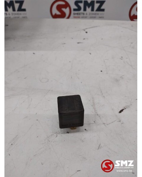 Bosch Occ relais 24V 20A 5-polig 0332019213 - Système électrique pour Camion: photos 2 Bosch Occ relais 24V 20A 5-polig 0332019213 - Système électrique pour Camion: photos 2