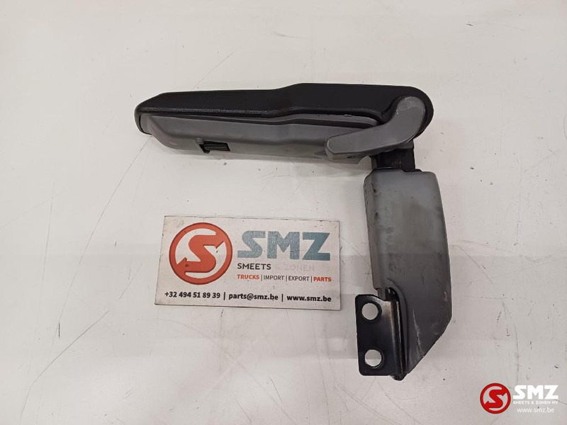 Caterpillar Armrest left Caterpillar - Cabine et intérieur pour Camion: photos 1 Caterpillar Armrest left Caterpillar - Cabine et intérieur pour Camion: photos 1