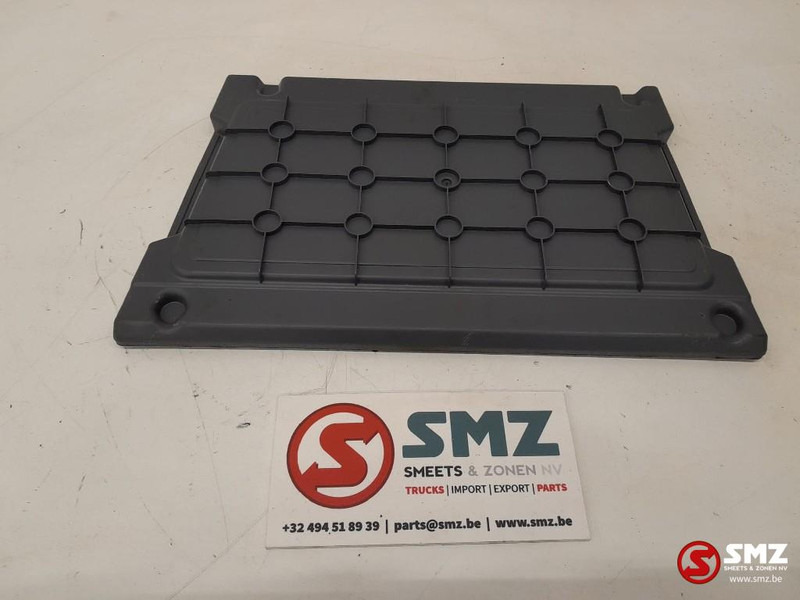 Caterpillar Cover Caterpillar - Cabine et intérieur pour Matériel de manutention: photos 1 Caterpillar Cover Caterpillar - Cabine et intérieur pour Matériel de manutention: photos 1