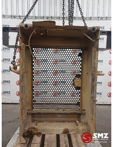Caterpillar Occ grille D6M Caterpillar - Capot: photos 2 Caterpillar Occ grille D6M Caterpillar - Capot: photos 2