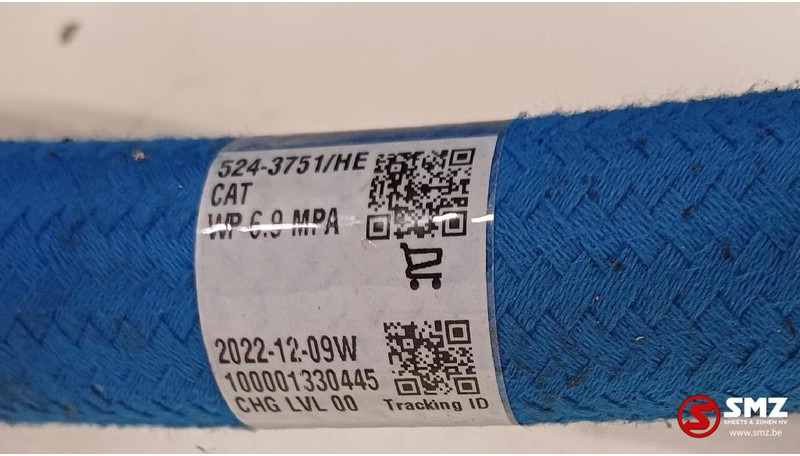 Caterpillar Oil filter + high temperature hose Caterpillar - Filtre à huile pour Matériel de manutention: photos 3 Caterpillar Oil filter + high temperature hose Caterpillar - Filtre à huile pour Matériel de manutention: photos 3