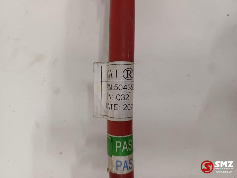 Câble/ Fil pour Matériel de manutention neuf Caterpillar Set of battery cables Caterpillar: photos 10