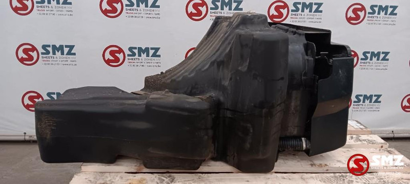 DAF Occ AdBluetank 90L Euro 6 DAF - Préparation du carburant pour Camion: photos 2 DAF Occ AdBluetank 90L Euro 6 DAF - Préparation du carburant pour Camion: photos 2