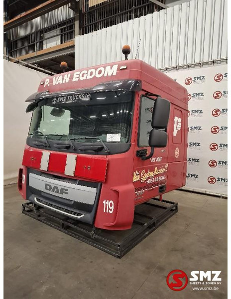 DAF Occ Cabine compleet DAF XF106 - Cabine et intérieur pour Camion: photos 1 DAF Occ Cabine compleet DAF XF106 - Cabine et intérieur pour Camion: photos 1