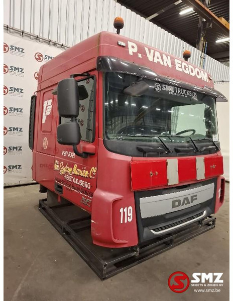 DAF Occ Cabine compleet DAF XF106 - Cabine et intérieur pour Camion: photos 2 DAF Occ Cabine compleet DAF XF106 - Cabine et intérieur pour Camion: photos 2