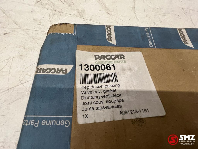 DAF Occ Klep deksel pakking DAF cf / xf - Moteur et pièces pour Camion: photos 2 DAF Occ Klep deksel pakking DAF cf / xf - Moteur et pièces pour Camion: photos 2