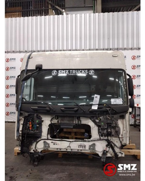 DAF Occ cabine DAF XF 106 SPACECAB EURO 6 - Cabine et intérieur pour Camion: photos 1 DAF Occ cabine DAF XF 106 SPACECAB EURO 6 - Cabine et intérieur pour Camion: photos 1