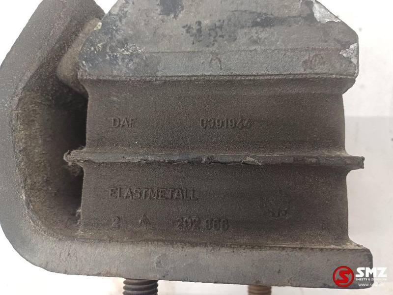 DAF Occ set motorsteunen DAF - Support de moteur pour Camion: photos 4 DAF Occ set motorsteunen DAF - Support de moteur pour Camion: photos 4