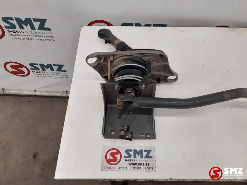 DAF Occ versnellingspook + bedieningsstang DAF - Embrayage et pièces pour Camion: photos 4 DAF Occ versnellingspook + bedieningsstang DAF - Embrayage et pièces pour Camion: photos 4