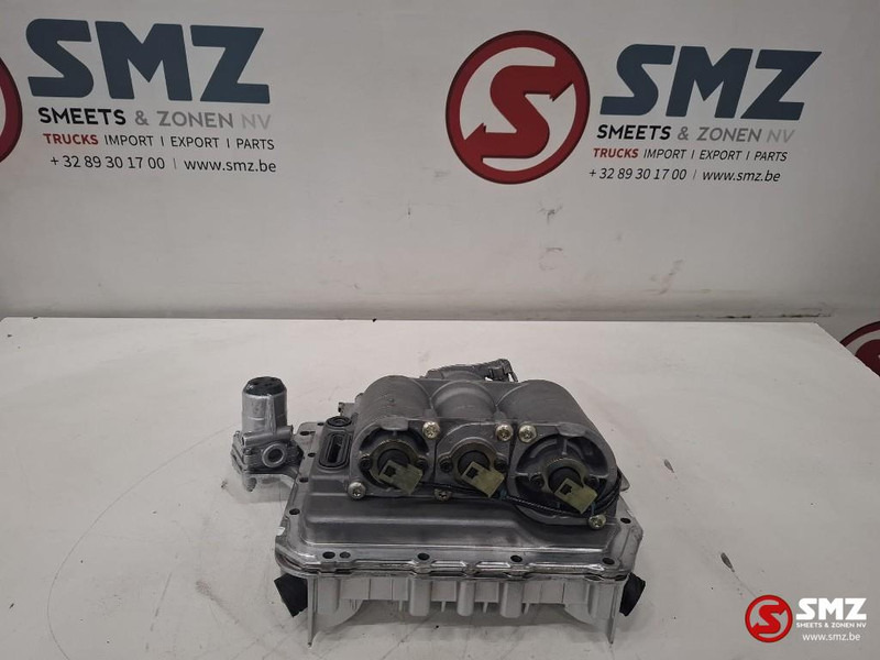 DAF Zf astronic ruilmodulator/schakeltoren - Bloc de gestion pour Camion: photos 5 DAF Zf astronic ruilmodulator/schakeltoren - Bloc de gestion pour Camion: photos 5