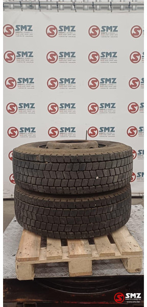 Diversen Occ vrachtwagenband 315/70R22.5 154/150L Debica - Pneu pour Camion: photos 1 Diversen Occ vrachtwagenband 315/70R22.5 154/150L Debica - Pneu pour Camion: photos 1