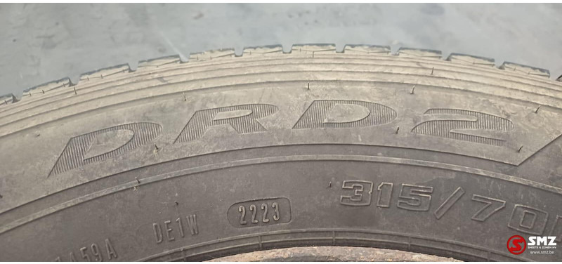 Diversen Occ vrachtwagenband 315/70R22.5 154/150L Debica - Pneu pour Camion: photos 5 Diversen Occ vrachtwagenband 315/70R22.5 154/150L Debica - Pneu pour Camion: photos 5