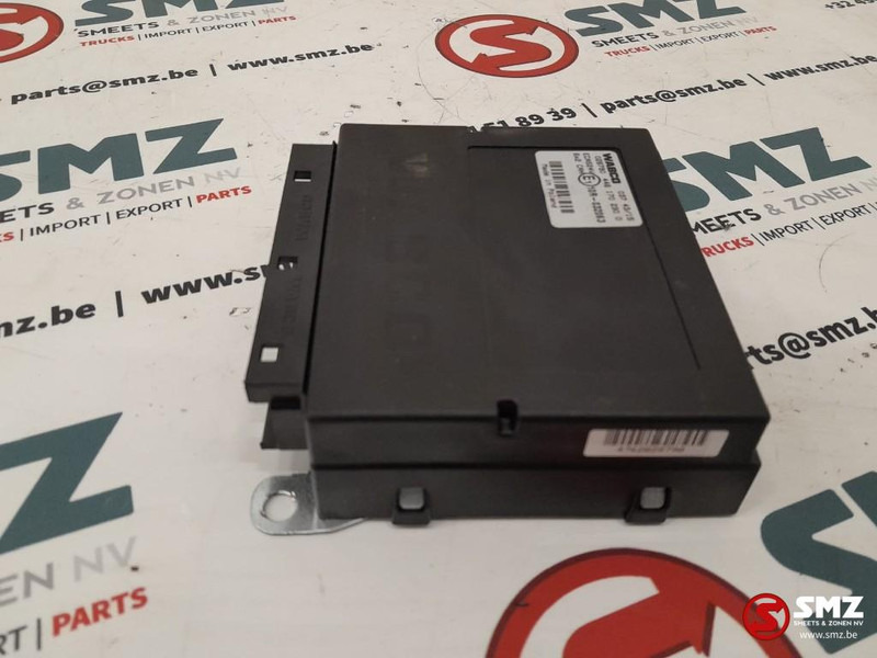 Iveco Occ ECU ECAS 6x2 regeleenheid Iveco - Bloc de gestion pour Camion: photos 3 Iveco Occ ECU ECAS 6x2 regeleenheid Iveco - Bloc de gestion pour Camion: photos 3