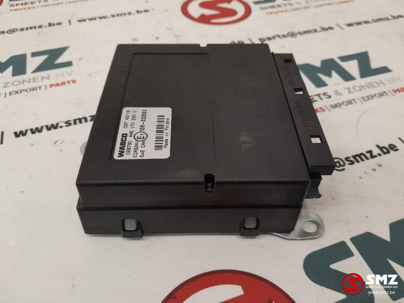 Iveco Occ ECU ECAS 6x2 regeleenheid Iveco - Bloc de gestion pour Camion: photos 4 Iveco Occ ECU ECAS 6x2 regeleenheid Iveco - Bloc de gestion pour Camion: photos 4
