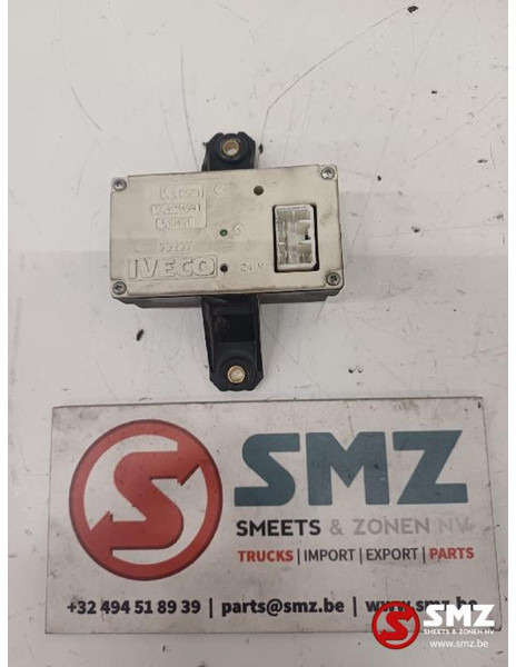 Iveco Occ ECU centrale vergrendeling regeleenheid Iveco - Bloc de gestion pour Camion: photos 2 Iveco Occ ECU centrale vergrendeling regeleenheid Iveco - Bloc de gestion pour Camion: photos 2
