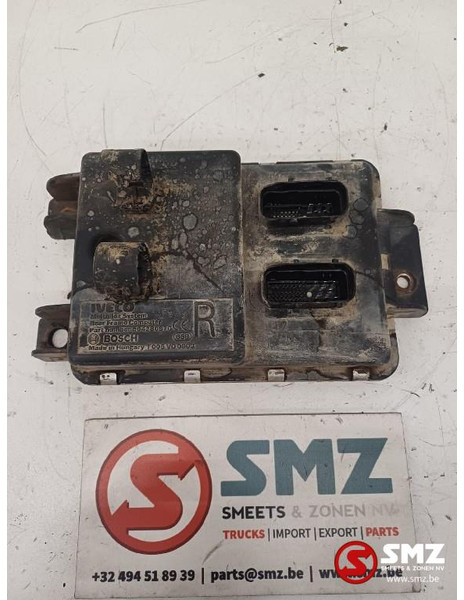 Iveco Occ ECU rear frame regeleenheid Iveco - Bloc de gestion pour Camion: photos 1 Iveco Occ ECU rear frame regeleenheid Iveco - Bloc de gestion pour Camion: photos 1