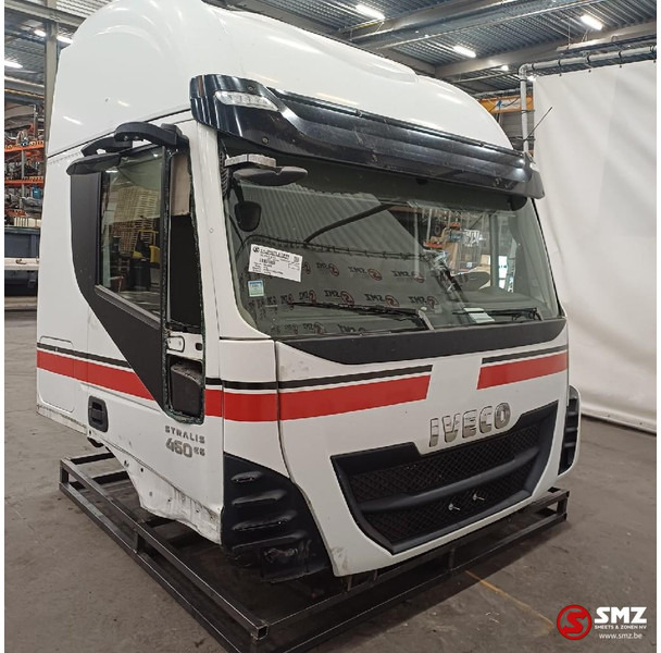 Iveco Occ cabine compleet Stralis Hi-Way Iveco - Cabine et intérieur pour Camion: photos 1 Iveco Occ cabine compleet Stralis Hi-Way Iveco - Cabine et intérieur pour Camion: photos 1