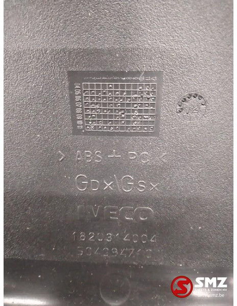 Iveco Occ handschoenkast Iveco Stralis - Cabine et intérieur pour Camion: photos 5 Iveco Occ handschoenkast Iveco Stralis - Cabine et intérieur pour Camion: photos 5