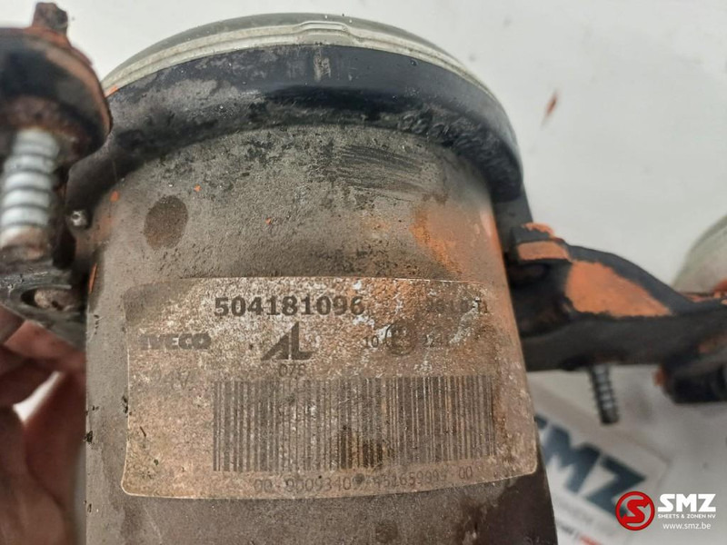 Iveco Occ mistlicht Iveco - Feu anti-brouillard pour Camion: photos 3 Iveco Occ mistlicht Iveco - Feu anti-brouillard pour Camion: photos 3