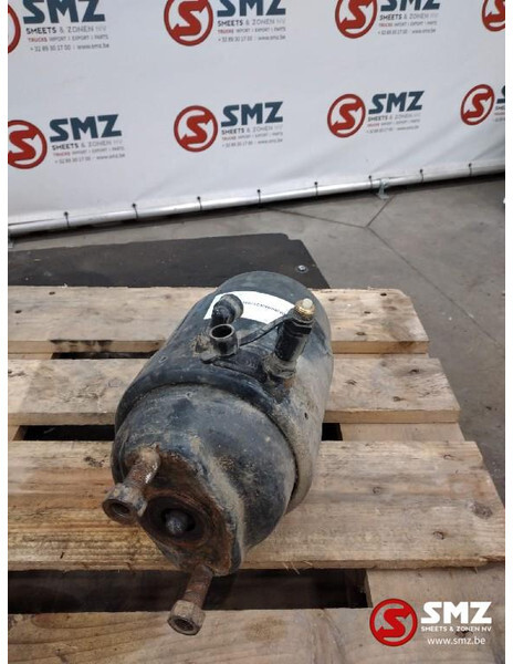 Iveco Occ remcilinder links Iveco Stralis - Cylindre de frein pour Camion: photos 2 Iveco Occ remcilinder links Iveco Stralis - Cylindre de frein pour Camion: photos 2