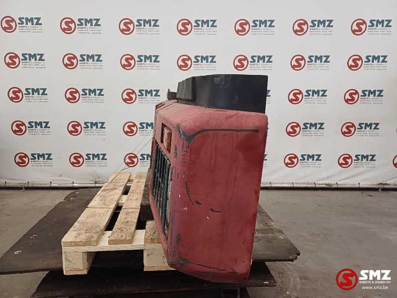 Iveco Occ voorbumper + koplampen Iveco - Pare-chocs pour Camion: photos 3 Iveco Occ voorbumper + koplampen Iveco - Pare-chocs pour Camion: photos 3