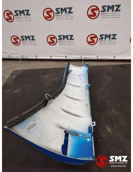 Iveco Occ windgeleider rechts Iveco Stralis - Cabine et intérieur pour Camion: photos 2 Iveco Occ windgeleider rechts Iveco Stralis - Cabine et intérieur pour Camion: photos 2